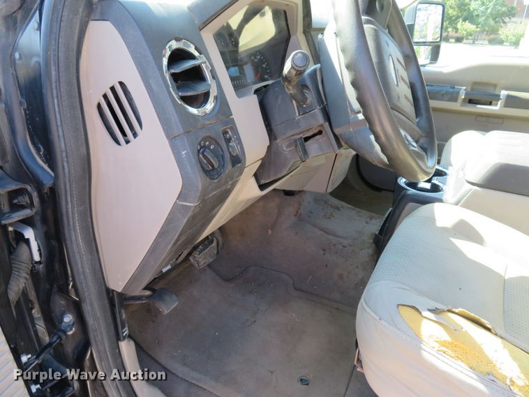 image for item DH2109 2008 Ford F250 Super Duty XLT SuperCab pickup truck