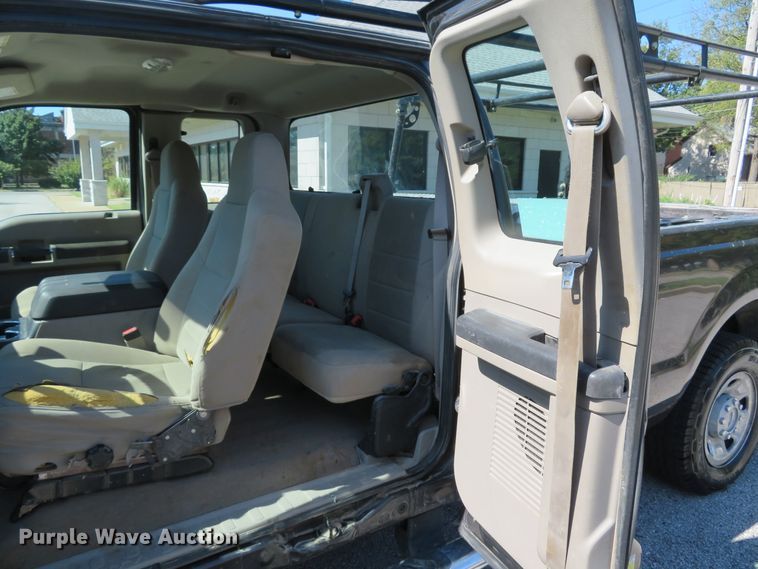 image for item DH2109 2008 Ford F250 Super Duty XLT SuperCab pickup truck