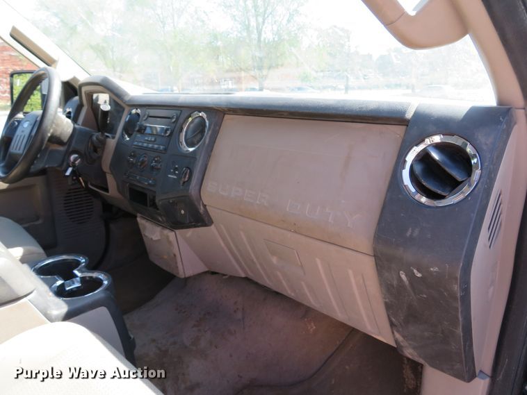 image for item DH2109 2008 Ford F250 Super Duty XLT SuperCab pickup truck