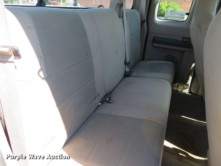 image for item DH2109 2008 Ford F250 Super Duty XLT SuperCab pickup truck