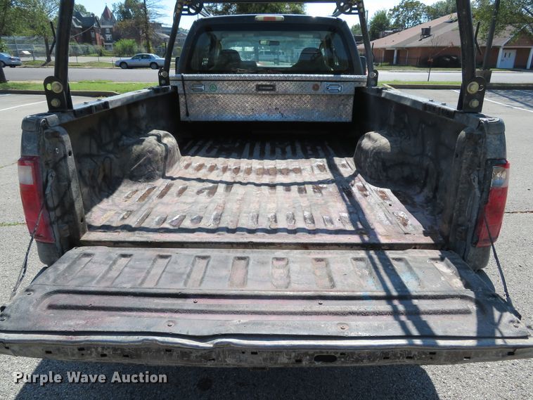 image for item DH2109 2008 Ford F250 Super Duty XLT SuperCab pickup truck
