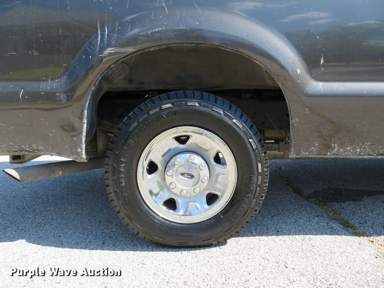image for item DH2109 2008 Ford F250 Super Duty XLT SuperCab pickup truck