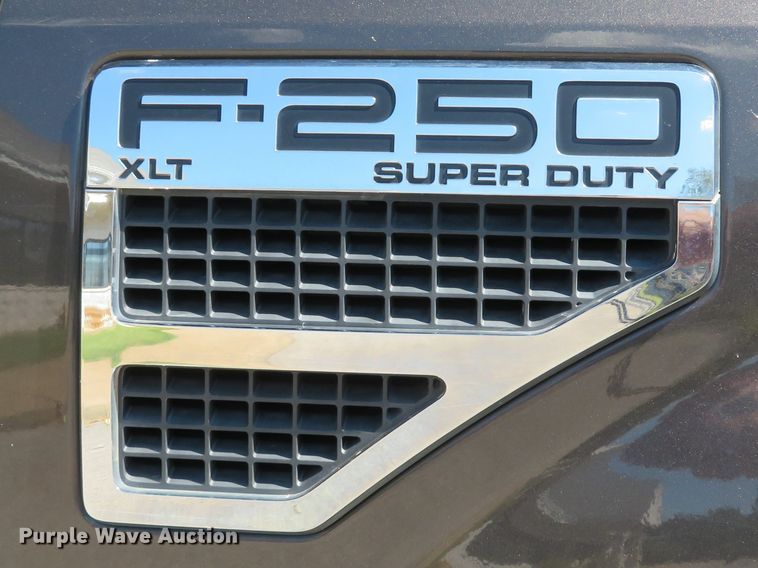 image for item DH2109 2008 Ford F250 Super Duty XLT SuperCab pickup truck