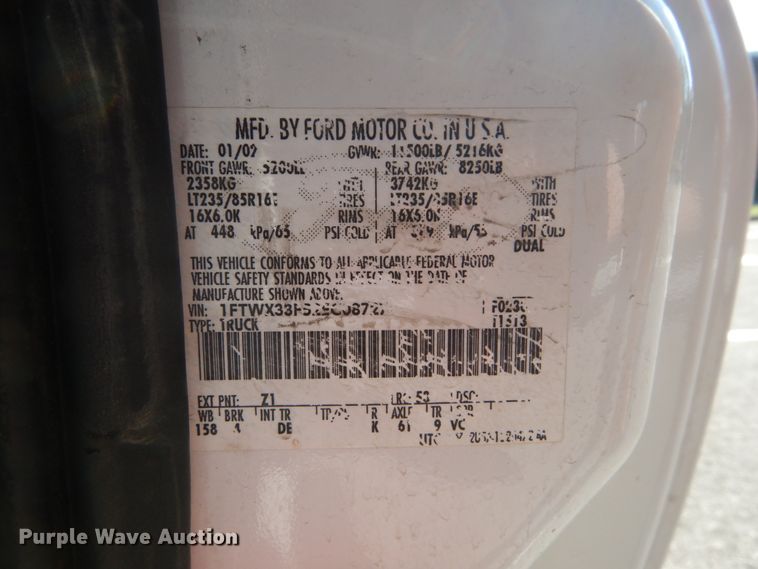 image for item DH2110 2002 Ford F350 Super Duty SuperCab pickup truck