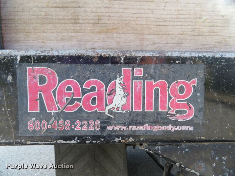 image for item DH2111 2006 Ford F550 flatbed truck