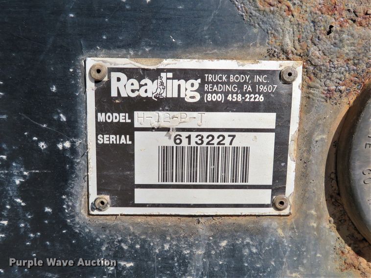 image for item DH2111 2006 Ford F550 flatbed truck