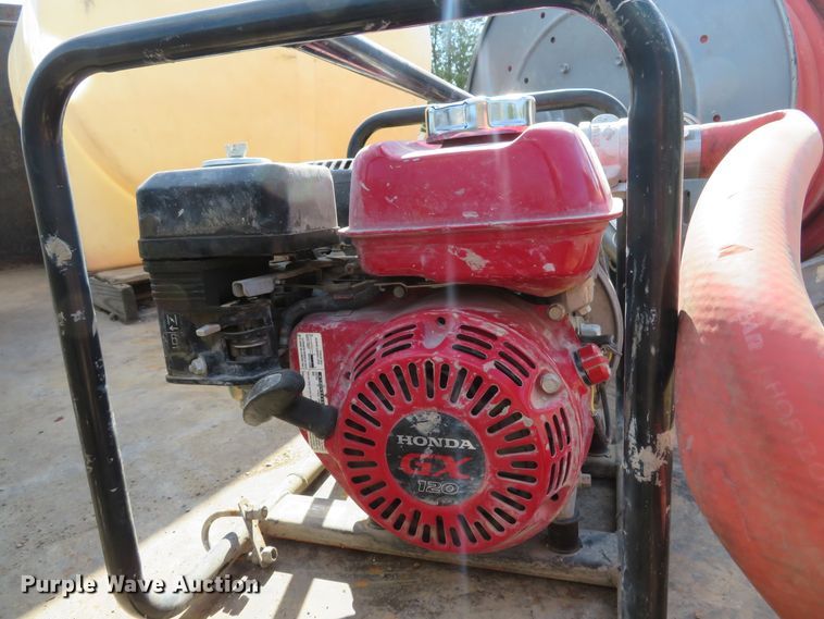 image for item DH2111 2006 Ford F550 flatbed truck