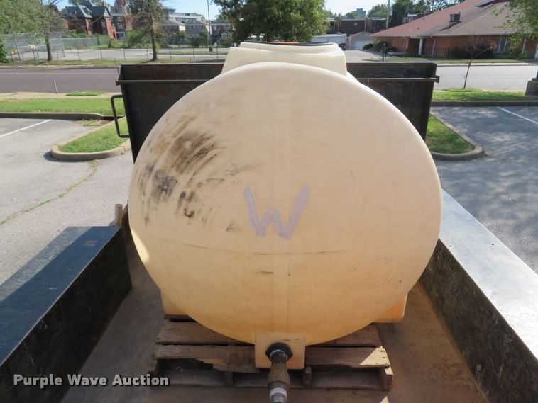 image for item DH2111 2006 Ford F550 flatbed truck