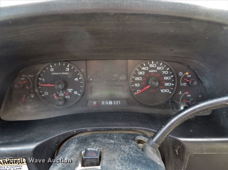 image for item DH2111 2006 Ford F550 flatbed truck