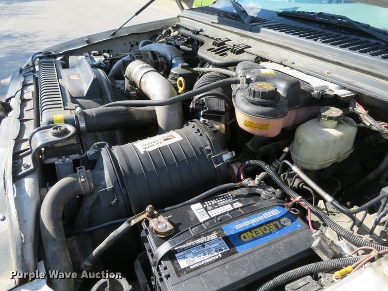 image for item DH2111 2006 Ford F550 flatbed truck