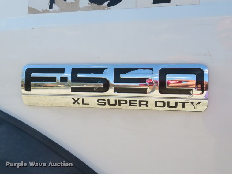 image for item DH2111 2006 Ford F550 flatbed truck