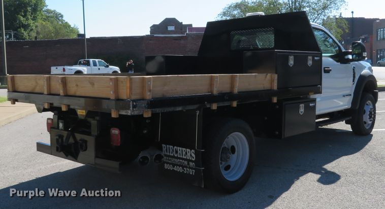 image for item DH2112 2018 Ford F450 Super Duty XL flatbed truck