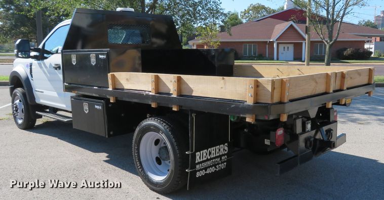 image for item DH2112 2018 Ford F450 Super Duty XL flatbed truck