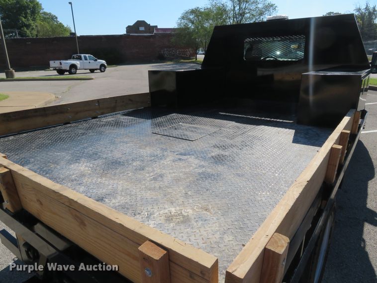 image for item DH2112 2018 Ford F450 Super Duty XL flatbed truck