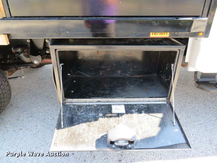 image for item DH2112 2018 Ford F450 Super Duty XL flatbed truck