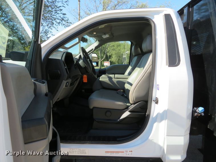 image for item DH2112 2018 Ford F450 Super Duty XL flatbed truck