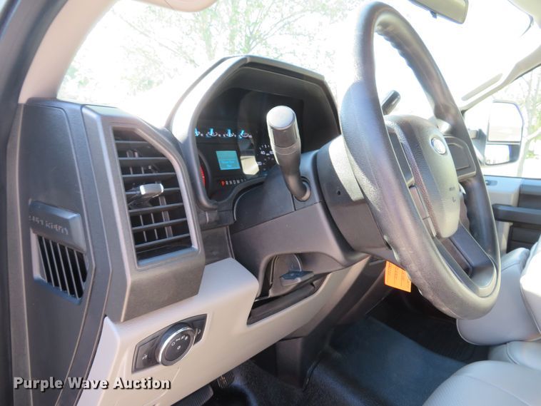 image for item DH2112 2018 Ford F450 Super Duty XL flatbed truck