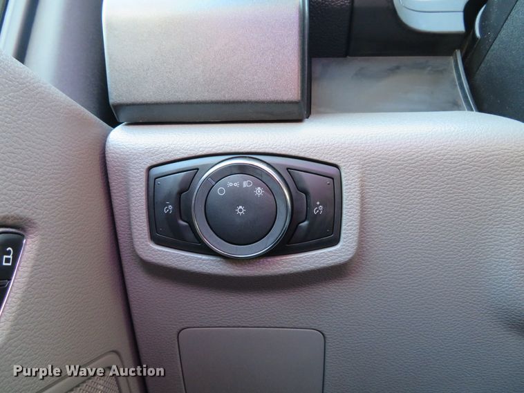 image for item DH2112 2018 Ford F450 Super Duty XL flatbed truck