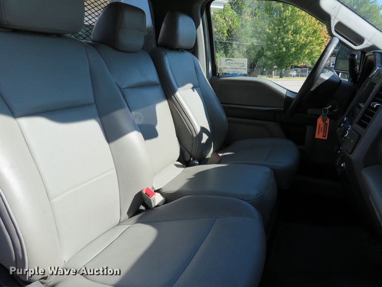 image for item DH2112 2018 Ford F450 Super Duty XL flatbed truck