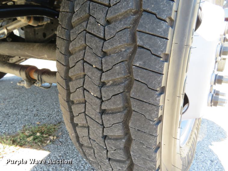 image for item DH2112 2018 Ford F450 Super Duty XL flatbed truck