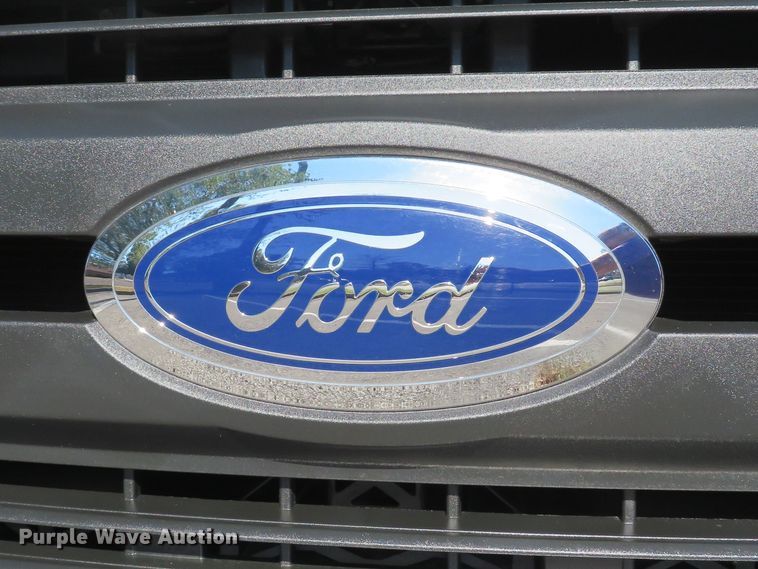 image for item DH2112 2018 Ford F450 Super Duty XL flatbed truck