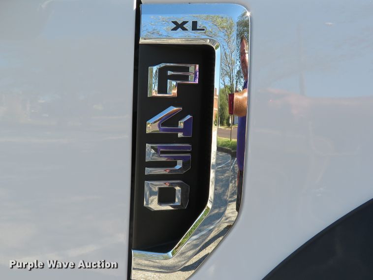 image for item DH2112 2018 Ford F450 Super Duty XL flatbed truck