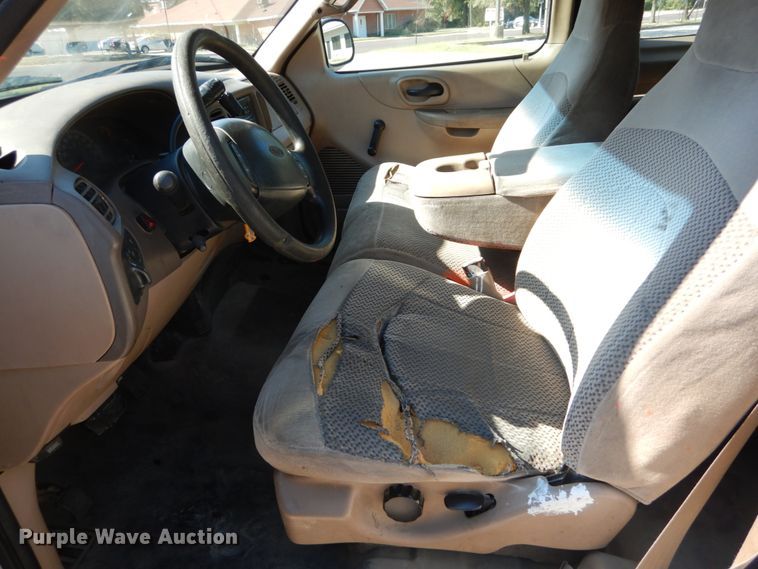 image for item DH2113 1999 Ford F150 SuperCab pickup truck