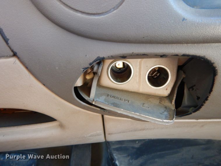 image for item DH2113 1999 Ford F150 SuperCab pickup truck