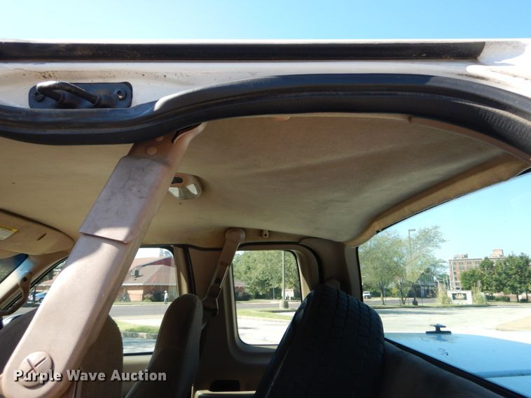 image for item DH2113 1999 Ford F150 SuperCab pickup truck