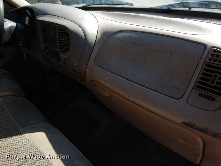 image for item DH2113 1999 Ford F150 SuperCab pickup truck