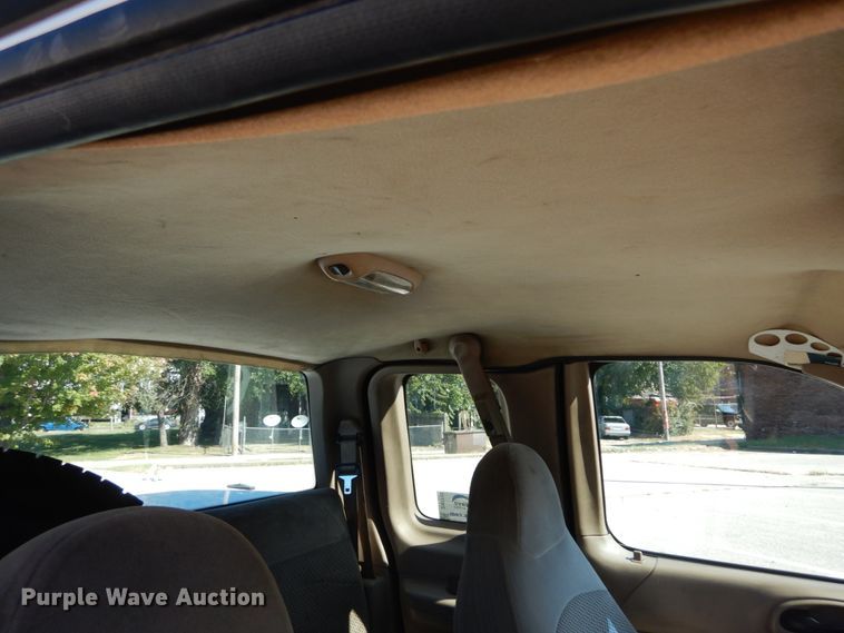 image for item DH2113 1999 Ford F150 SuperCab pickup truck