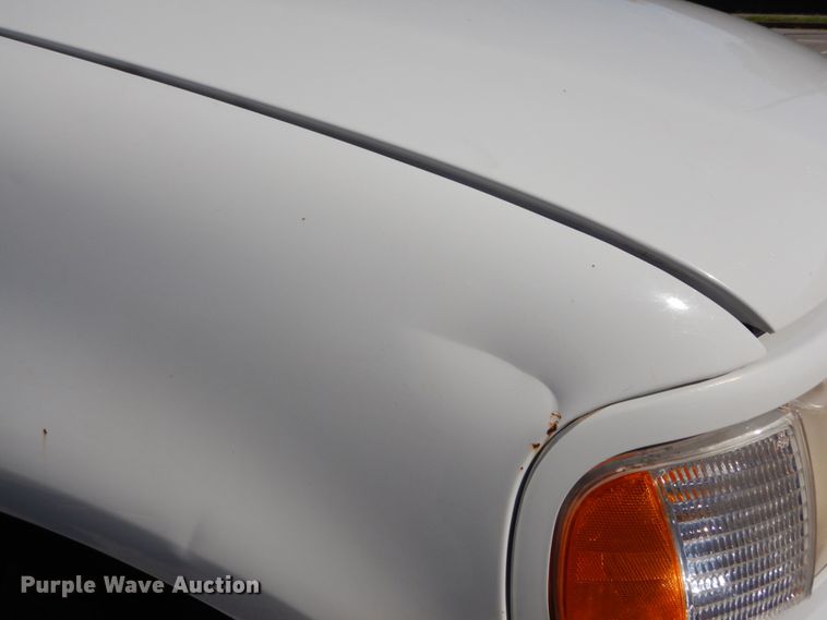 image for item DH2113 1999 Ford F150 SuperCab pickup truck