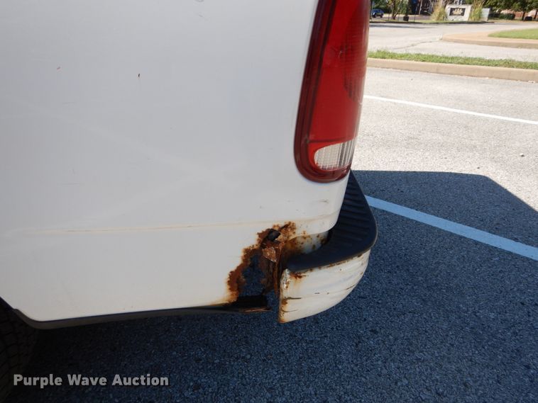 image for item DH2113 1999 Ford F150 SuperCab pickup truck