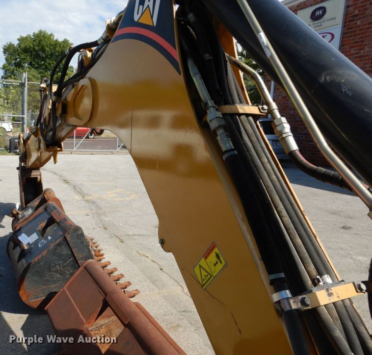 image for item DH2116 2006 Caterpillar 420E backhoe