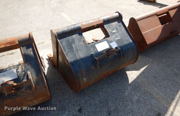 image for item DH2116 2006 Caterpillar 420E backhoe