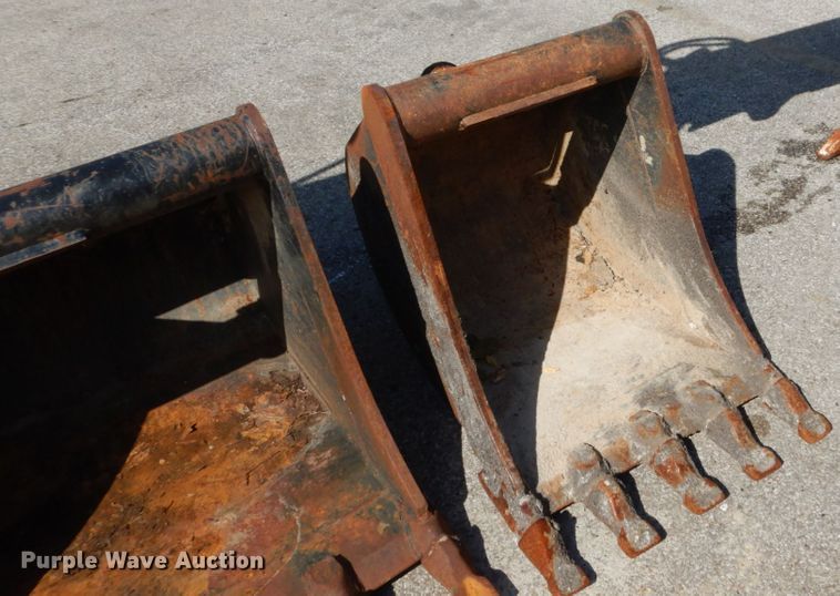 image for item DH2116 2006 Caterpillar 420E backhoe