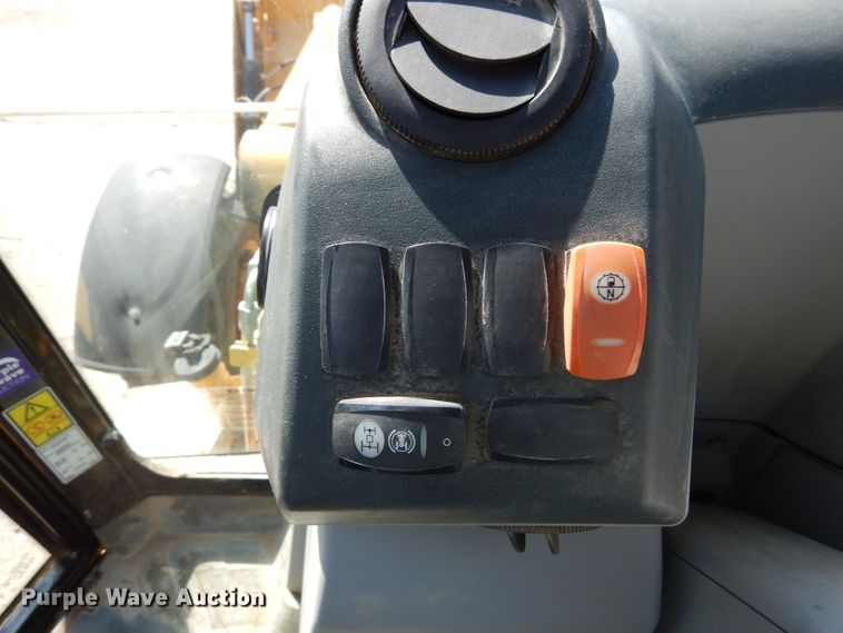 image for item DH2116 2006 Caterpillar 420E backhoe