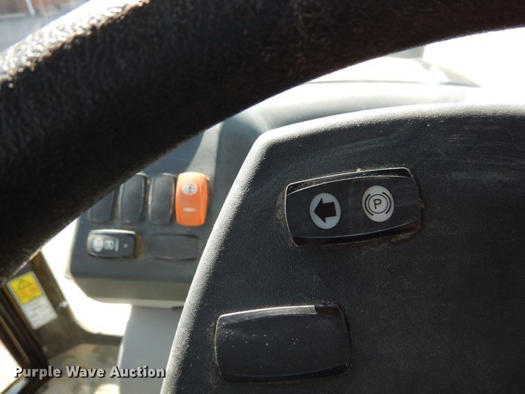 image for item DH2116 2006 Caterpillar 420E backhoe