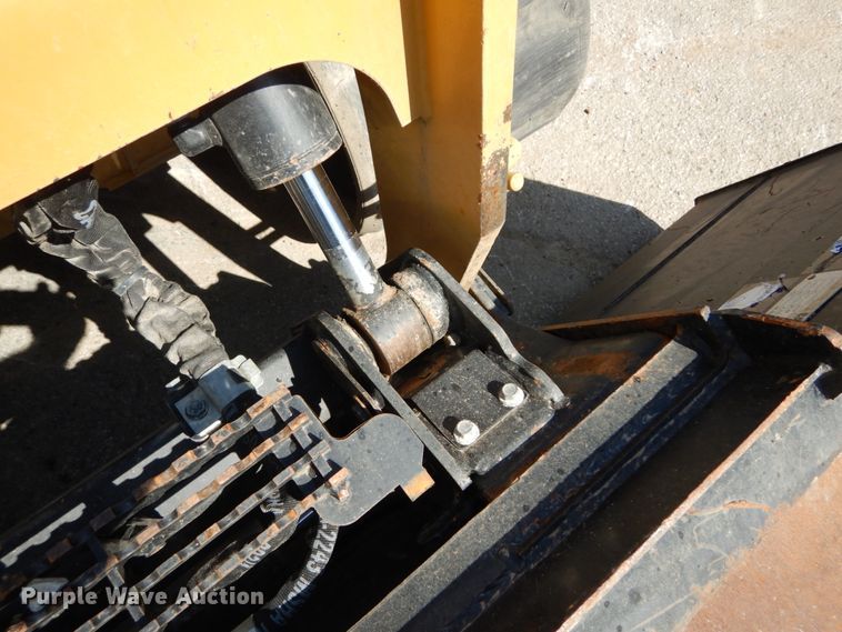 image for item DH2120 2018 Caterpillar 299D2 skid steer