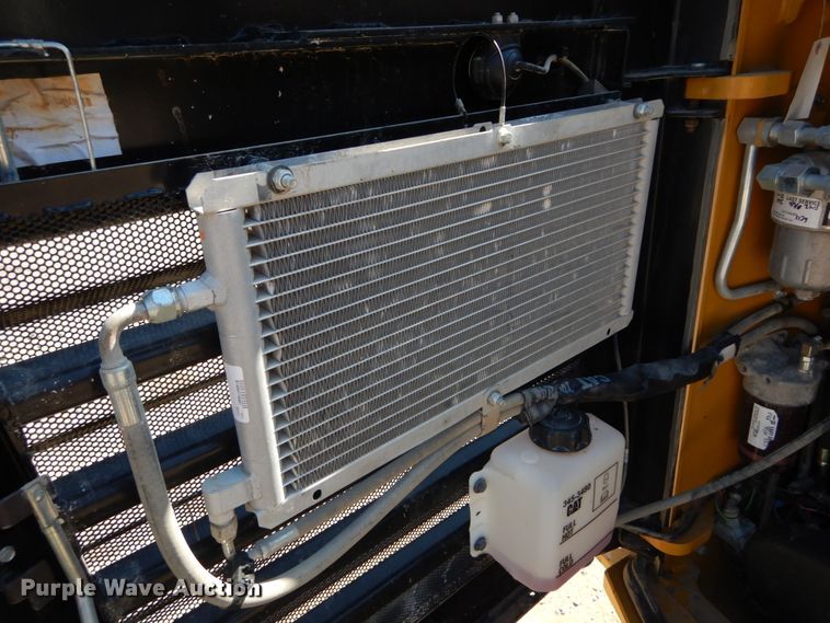 image for item DH2120 2018 Caterpillar 299D2 skid steer