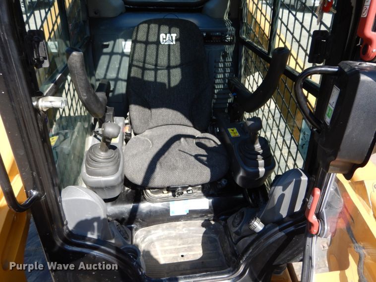 image for item DH2120 2018 Caterpillar 299D2 skid steer