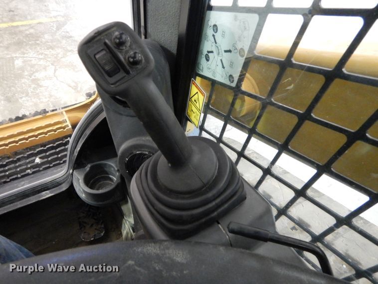image for item DH2120 2018 Caterpillar 299D2 skid steer