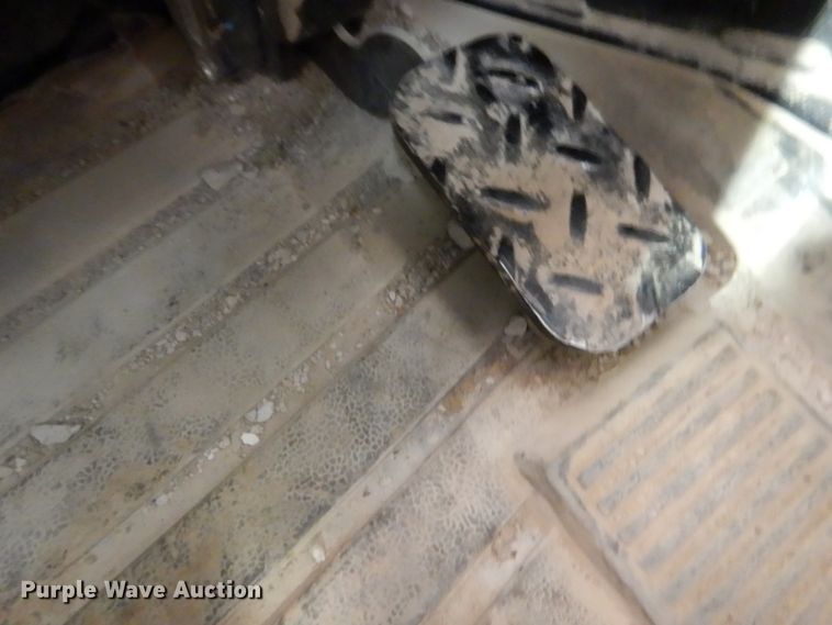 image for item DH2120 2018 Caterpillar 299D2 skid steer