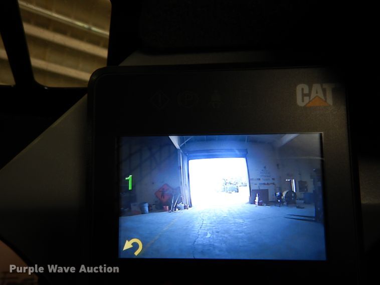 image for item DH2120 2018 Caterpillar 299D2 skid steer