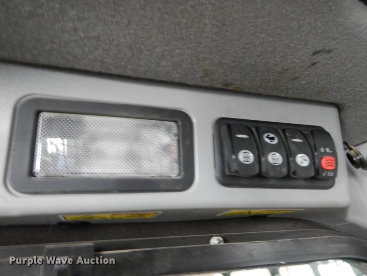 image for item DH2121 2016 Caterpillar 299D2 skid steer