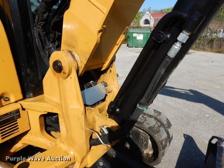 image for item DH2122 2018 Caterpillar 305E2 CR mini excavator