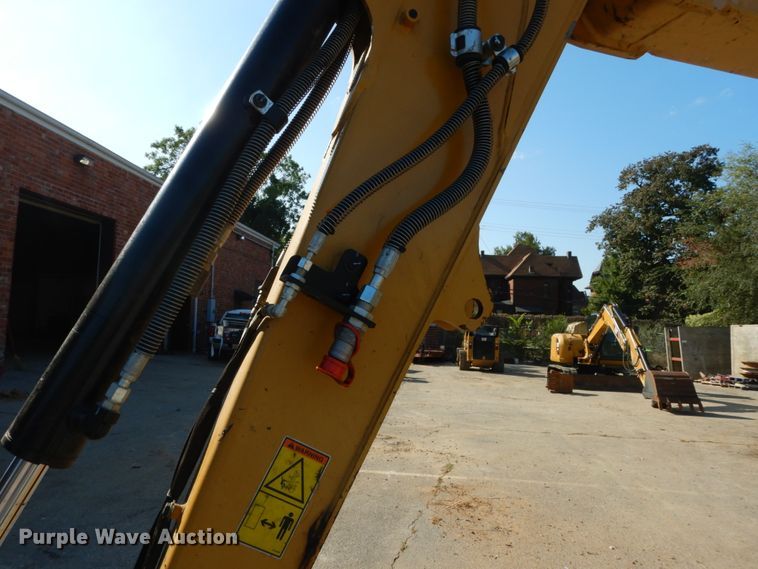 image for item DH2122 2018 Caterpillar 305E2 CR mini excavator