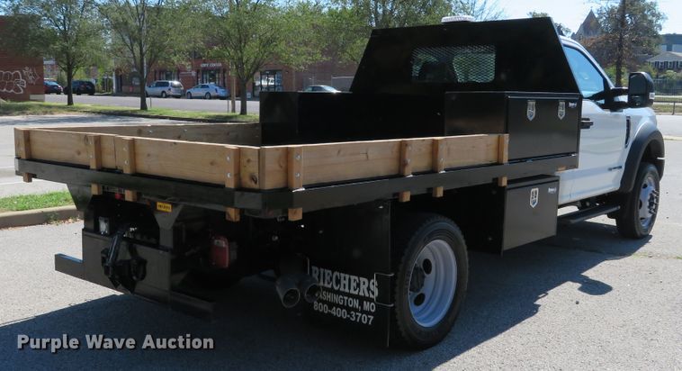 image for item DH2123 2018 Ford F450 Super Duty XL flatbed truck