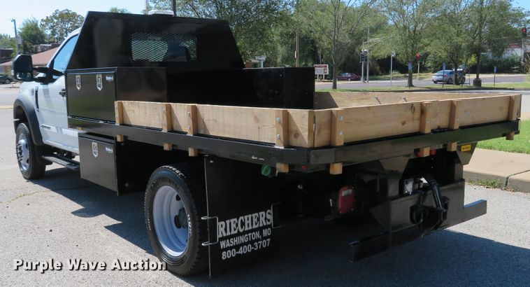 image for item DH2123 2018 Ford F450 Super Duty XL flatbed truck