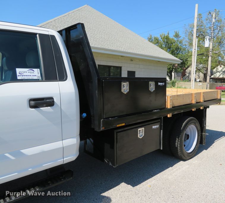 image for item DH2123 2018 Ford F450 Super Duty XL flatbed truck
